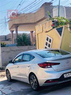 هیوندای ئەلەنترا